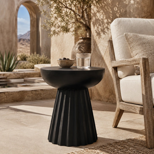 Modern Bold Black Side Table – Sculptural Accent Table