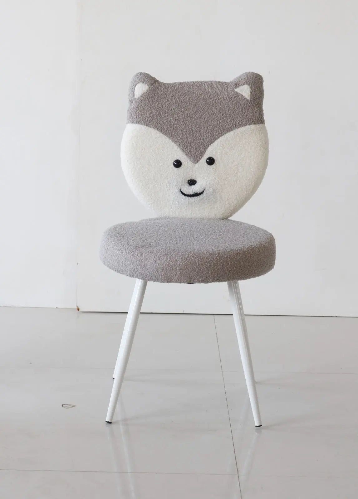 Kids Husky Chair with Grey & White Boucle Fabric – Cute Animal Design FURNIZA