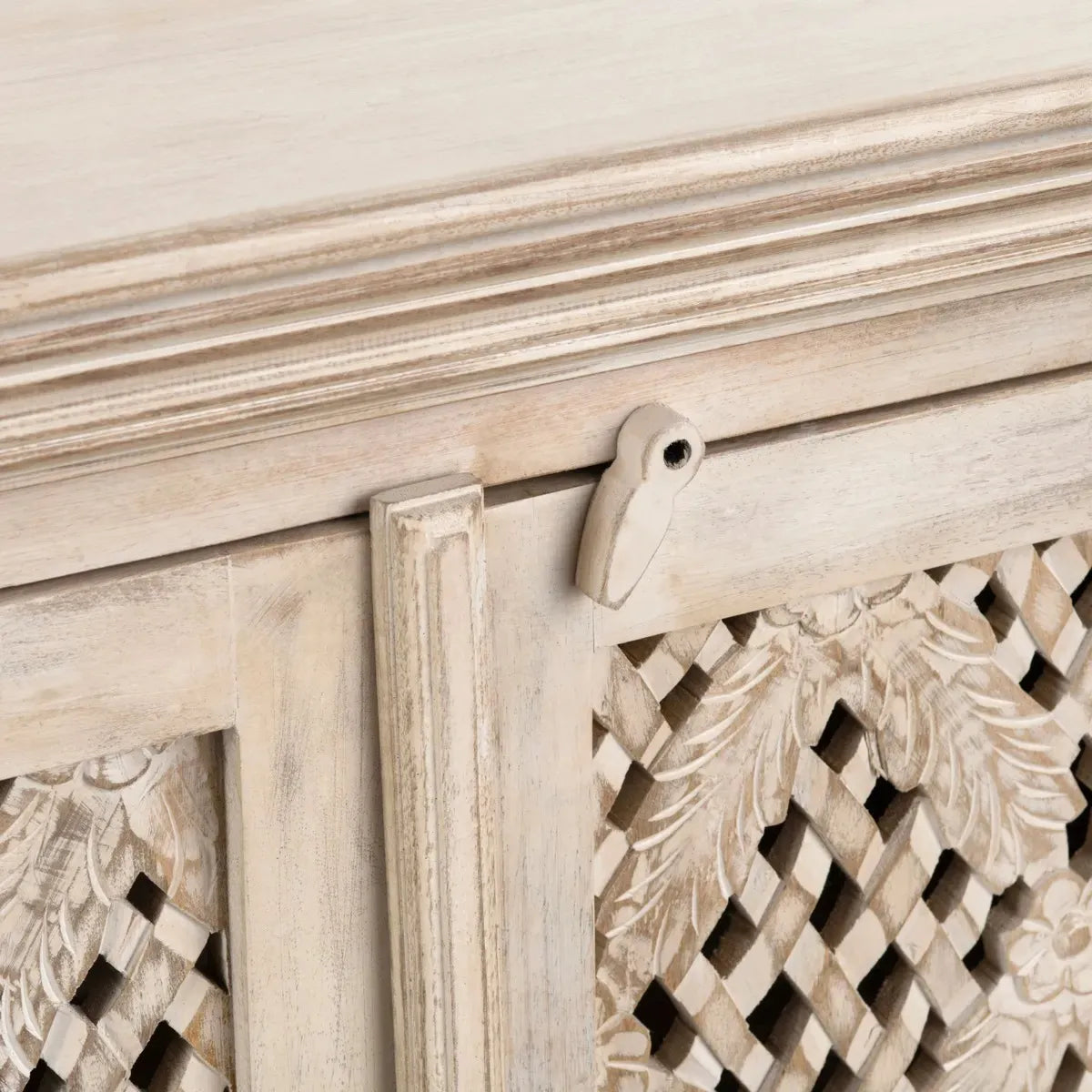 4 Door Sideboard - White Wash Finish | Hand-Carved Traditional Design | Solid Mango Wood - Furniza